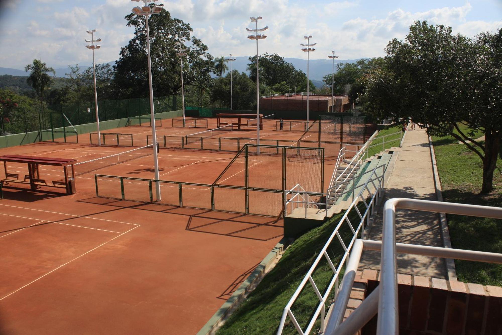 Club Campestre De Bucaramanga Otel Floridablanca Dış mekan fotoğraf