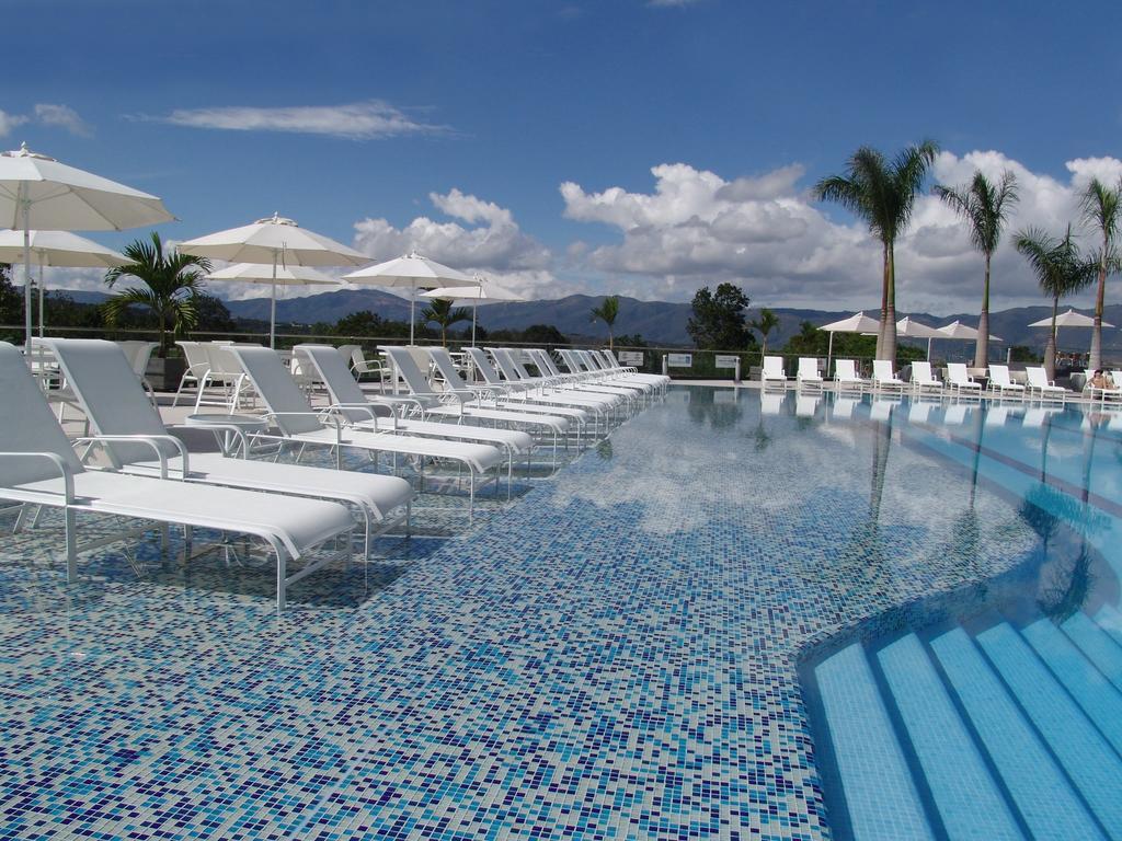 Club Campestre De Bucaramanga Otel Floridablanca Dış mekan fotoğraf