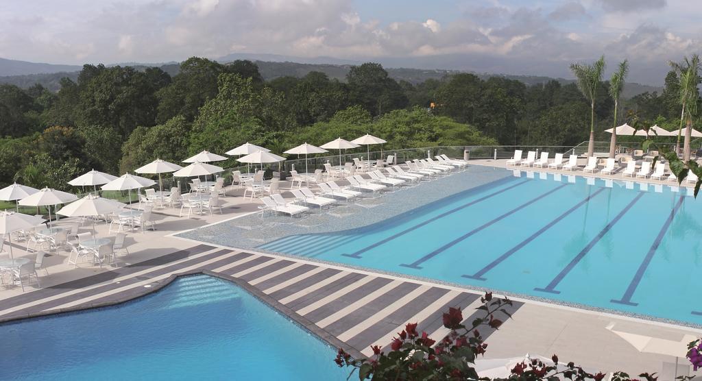 Club Campestre De Bucaramanga Otel Floridablanca Dış mekan fotoğraf