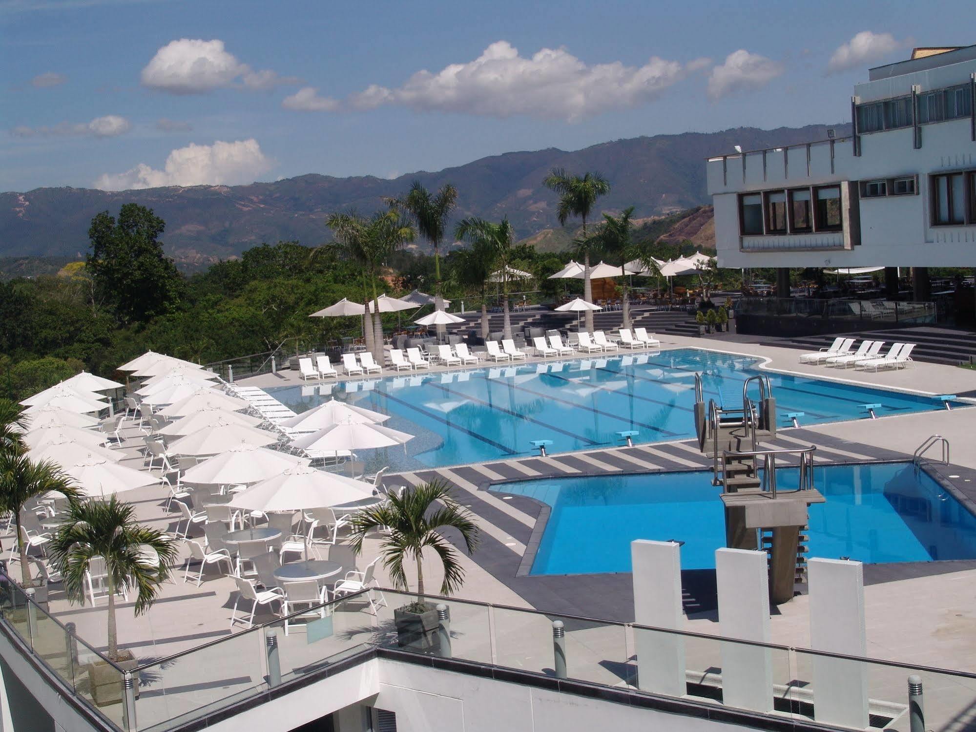 Club Campestre De Bucaramanga Otel Floridablanca Dış mekan fotoğraf